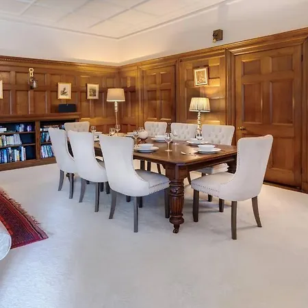 Richmond Place - In Private Mansion With Private - Ridgestone Daire Kendal