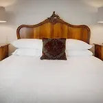 Richmond Place - In Private Mansion With Private - Ridgestone Apartmán *