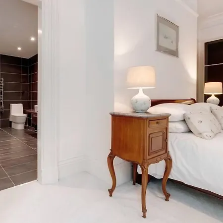 Richmond Place - In Private Mansion Kendal
