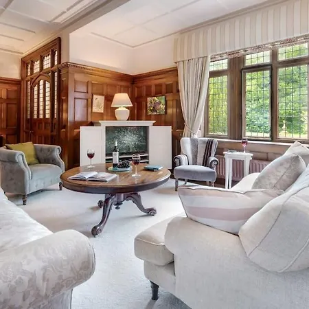 Richmond Place - In Private Mansion With Private - Ridgestone *