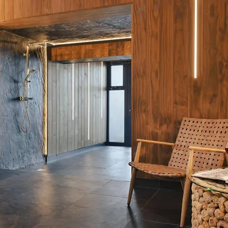 Richmond Place - In Private Mansion With Private - Ridgestone