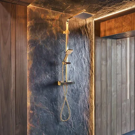 Richmond Place - In Private Mansion With Private - Ridgestone Διαμέρισμα